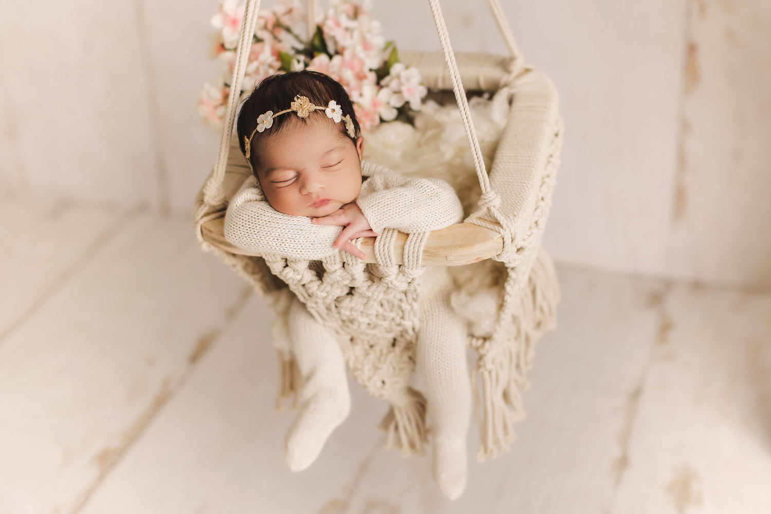 Macrame Baby Swing - Lilly Bear Studio Props, baby swing, boho, boho prop, boho swing, macrame, swing