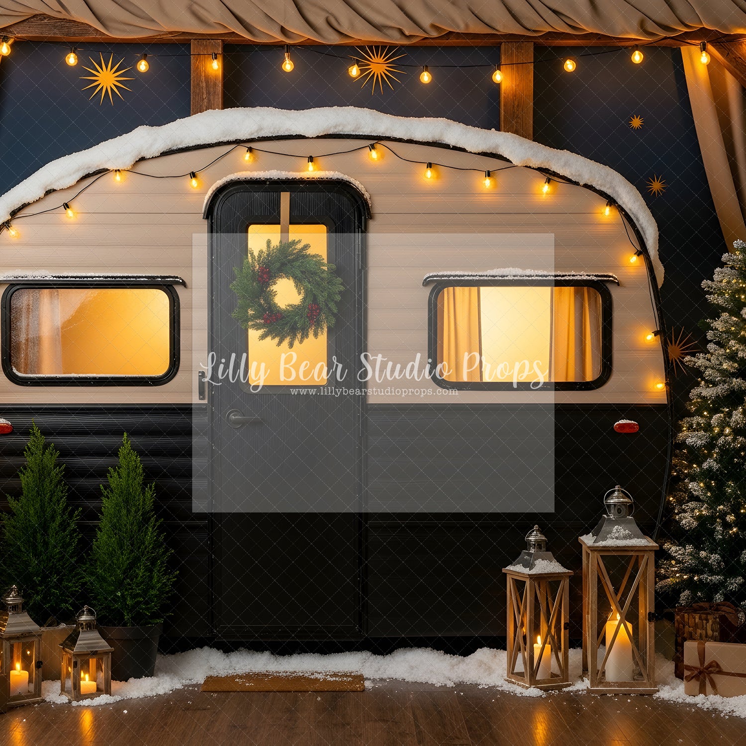 Festive Trailer Glow