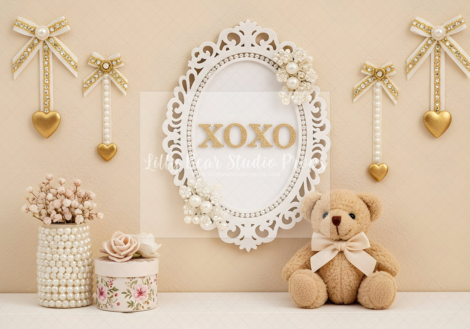XOXO Framed Romance