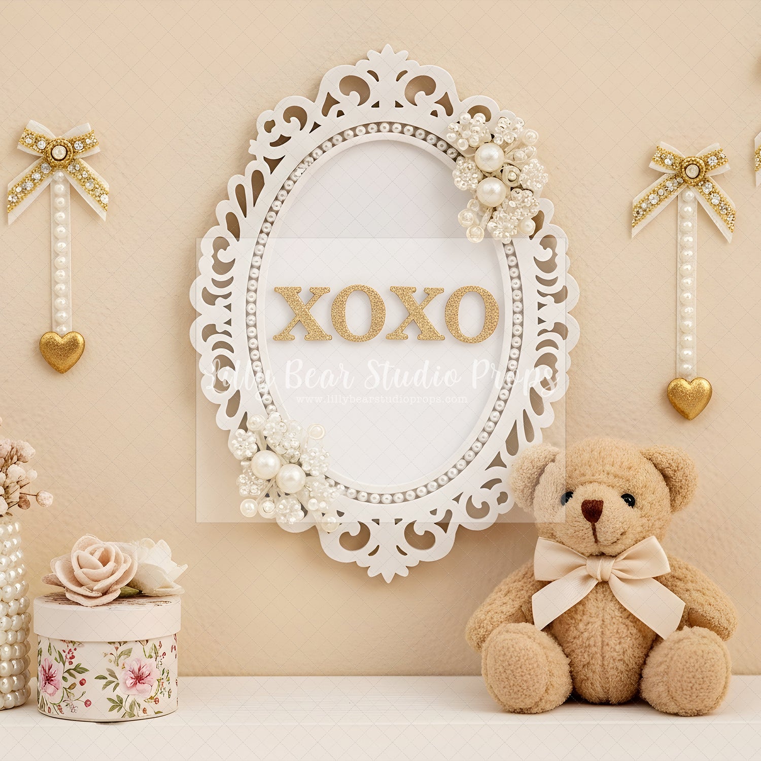 XOXO Framed Romance