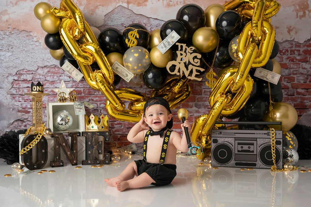 Braxtons - Lilly Bear Studio Props, biggie, black balloons, gold and black, gold balloons, gold chain balloon, metallic gold balloons, notorious big, rapper, spring, the big one, Wrinkle Free Fabric