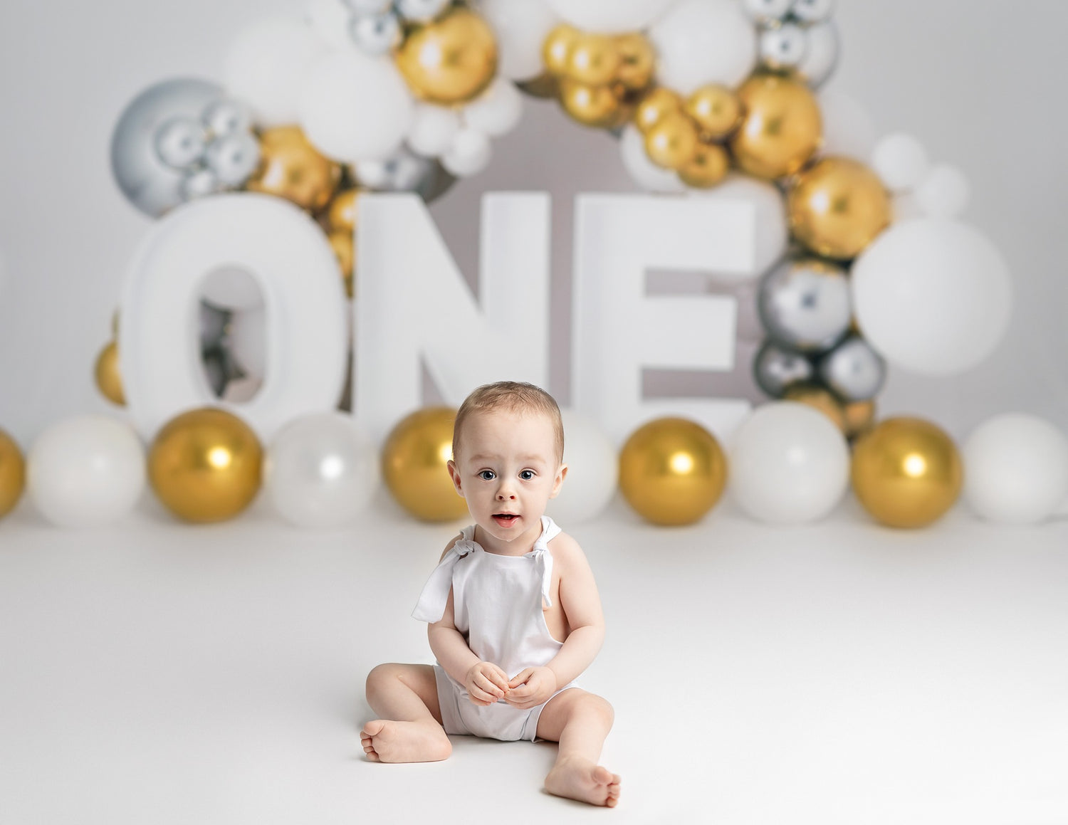 ONE Balloon Garland
