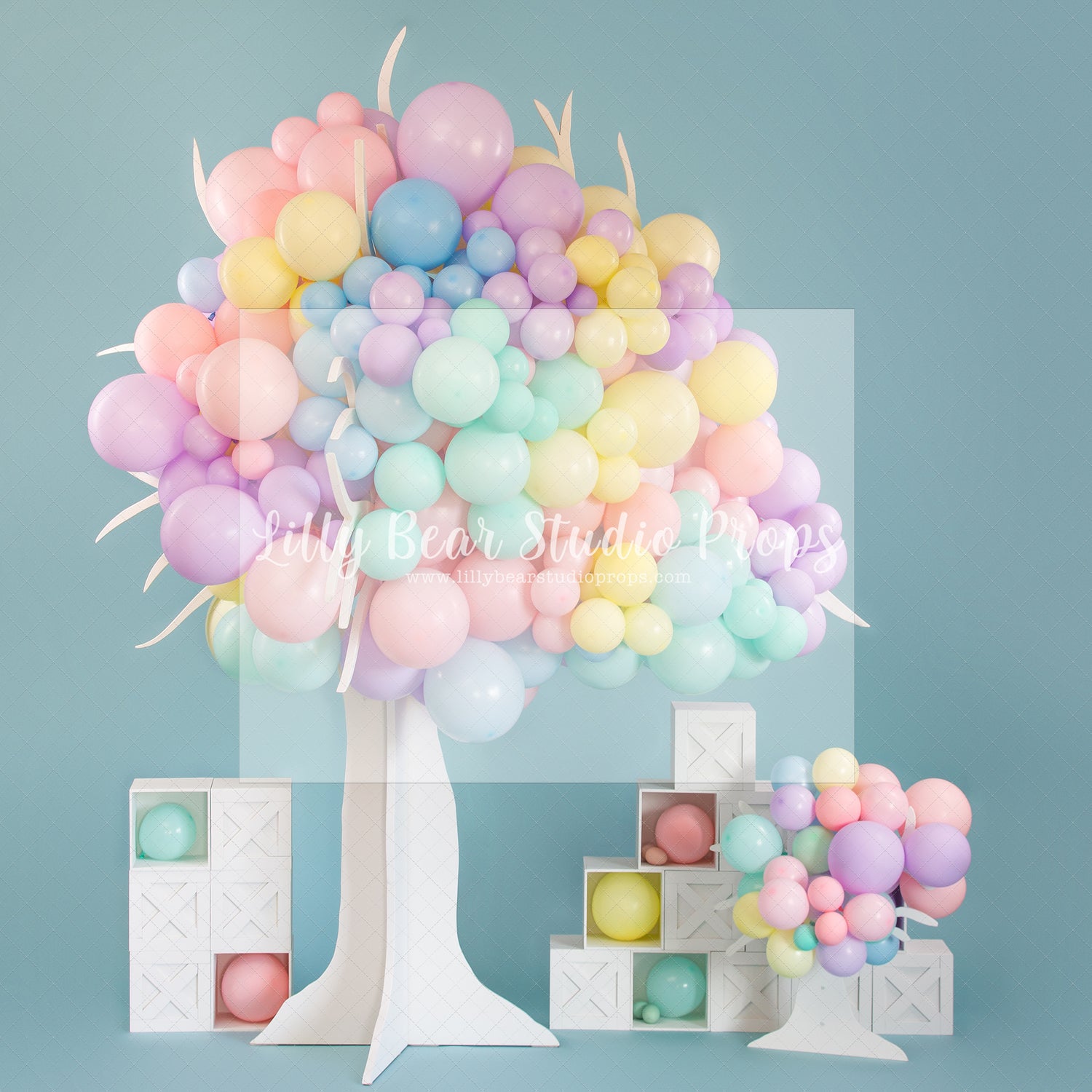 Ballooning Tree Blue with Mini Tree