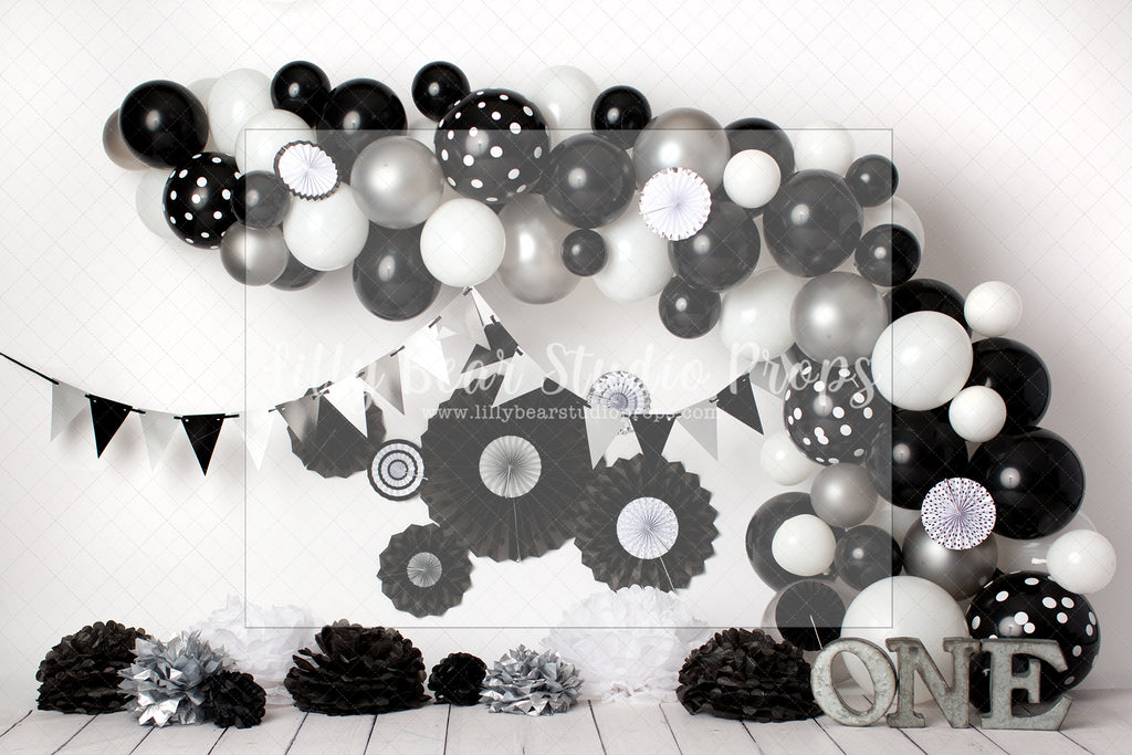 Black & White Party - Lilly Bear Studio Props, balloons, Boy cake smash, cake smash