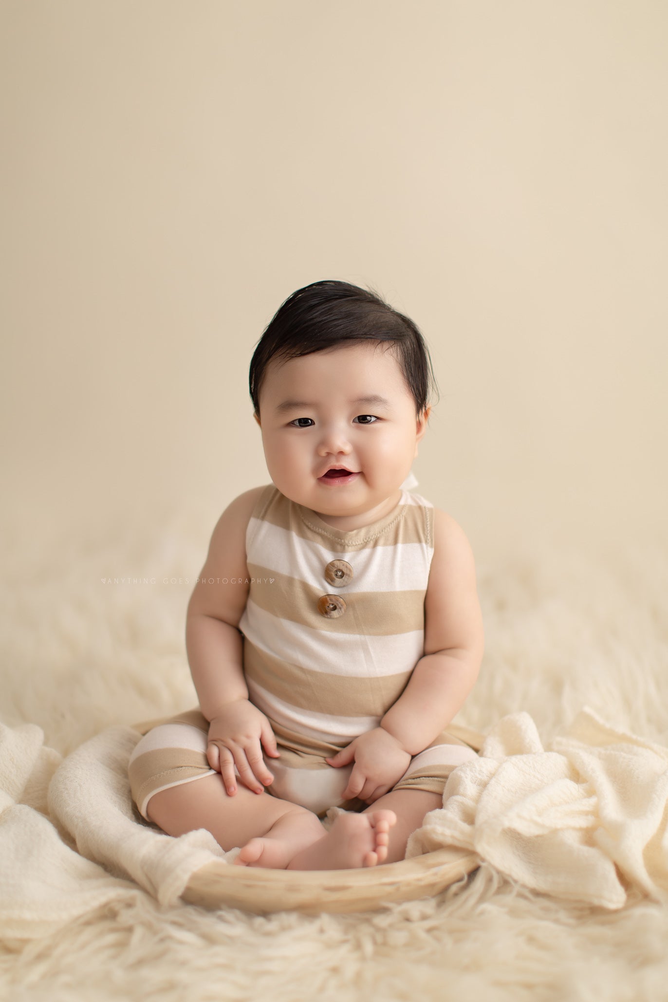 Lilly Sitter Bowl (RTS) - Lilly Bear Studio Props, baby chair prop, baby stool prop, Canadian Newborn Wood Props, canadian photographer, Canadian photography props, canadian wood photography props, Canadian Wood Props, honey bucket, Newborn bed, Newborn bowl, newborn honey bucket, newborn photographer, newborn photographer props, newborn photography, newborn props, portrait photographer, prop, props, vintage buckets, wood, wood bucket newborn prop, Wood Newborn Photography Props, wood prop