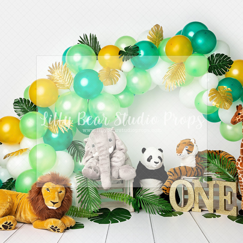 Bright Jungle Party - Lilly Bear Studio Props, baby jungle, balloons, elephant jungle, into the jungle, jungle, jungle animals, jungle balloon wall, jungle balloons, jungle first birthday, jungle leaves, jungle one, jungle party, jungle safari party, little wild one, rainforest jungle, welcome to the jungle, wild jungle, wild one, wild one girl
