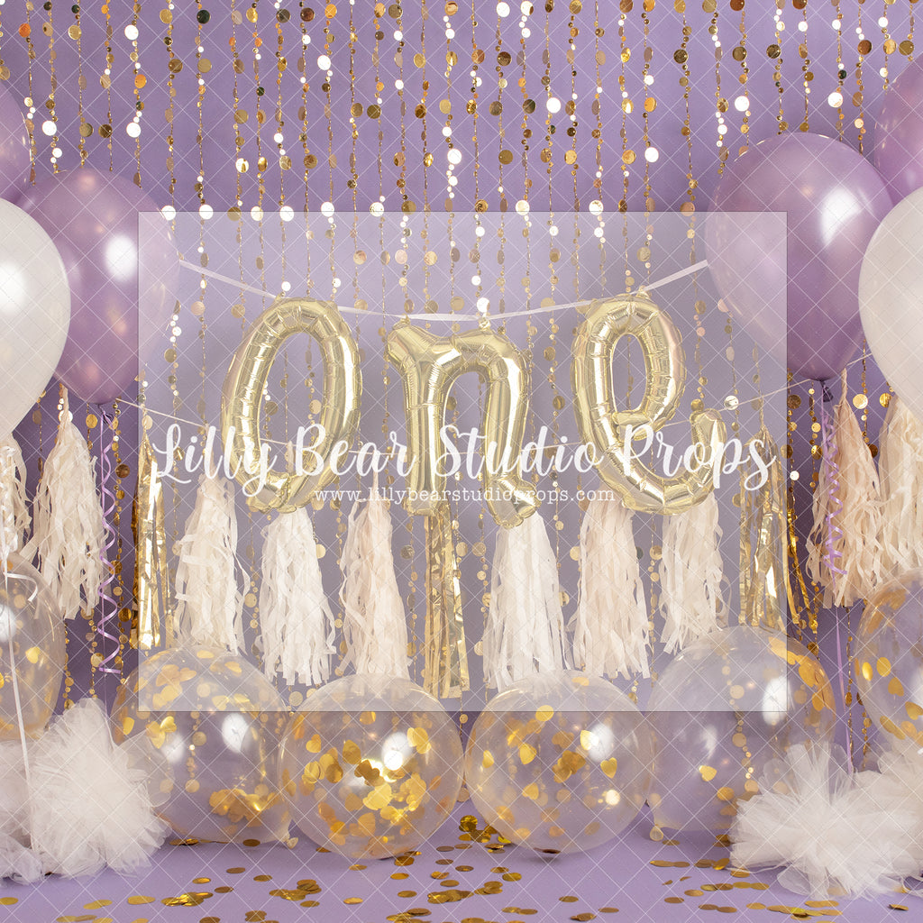Confetti One - Lilly Bear Studio Props, birthday girl, confetti balloons, gold balloons, gold confetti, gold confetti balloons, gold one, one, purple balloons, tassle banner, tassles, white balloons