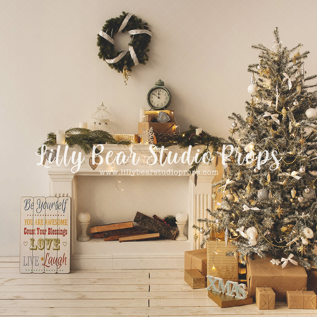 Dreamy Creamy Christmas by Lilly Bear Studio Props sold by Lilly Bear Studio Props, christmas - Fabric - holiday - Wrin