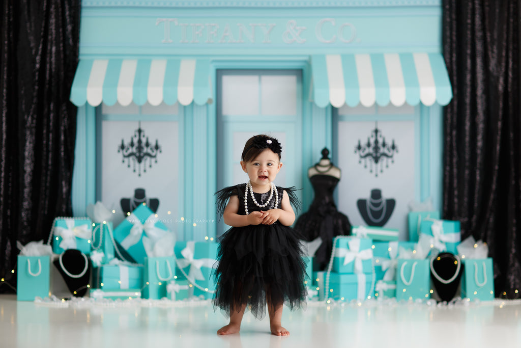 Fifth Avenue - Lilly Bear Studio Props, bling, diamond, diamonds, fashion, girl, girls, jewellery, jewellery store, pearls, store, tiffany, Tiffany & Co., tiffany & co. store, tiffany and co., tiffany blue, tiffany jewellery, tiffany store