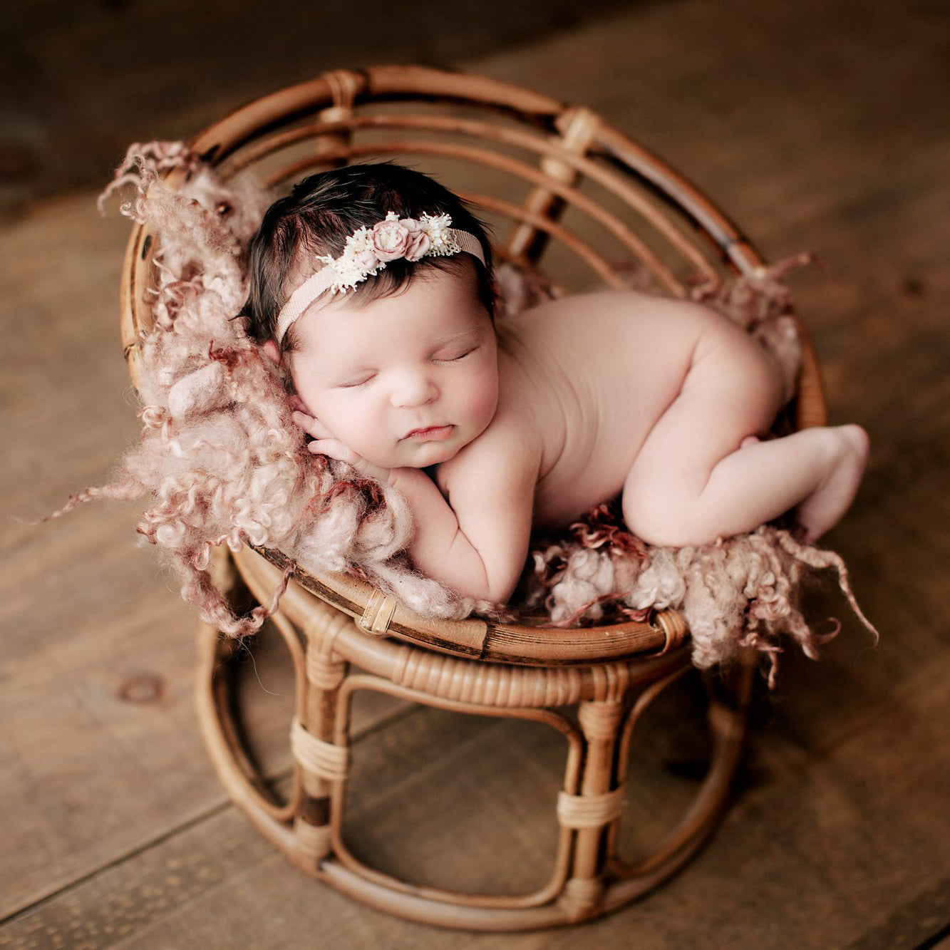 Wavelyn Rattan Baby Prop. Newborn Photography. High Quality Baby top Prop for Parents, Photograpers. Organic & Sustainable Newborn Prop