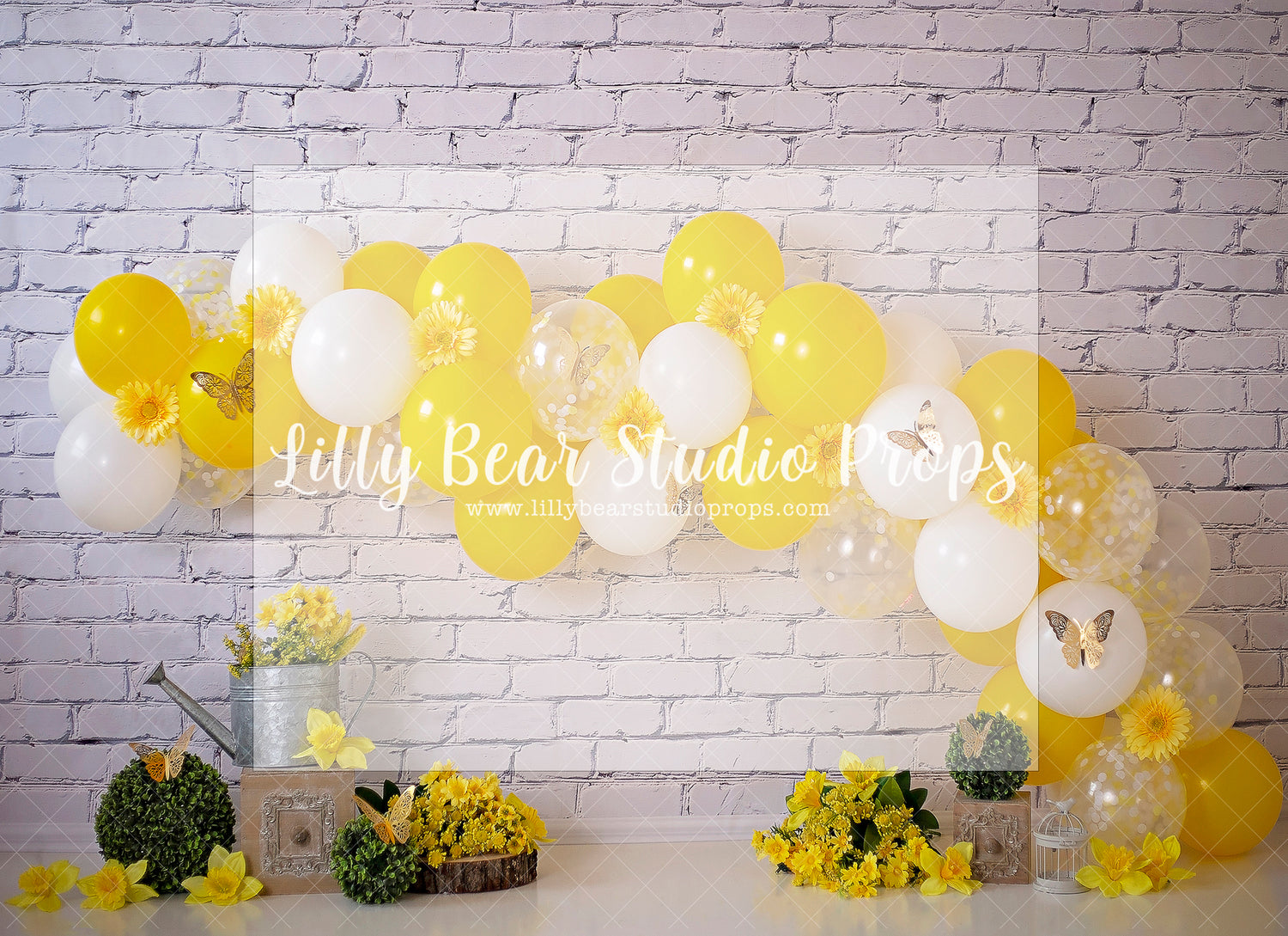 DAISYS AND BUTTERFLYS - Lilly Bear Studio Props, daisies, doors, floral, floral and lace, floral garden, girls, girls birthday, lantern, sunflowers, Wrinkle Free Fabric, yellow daisies, yellow flowers