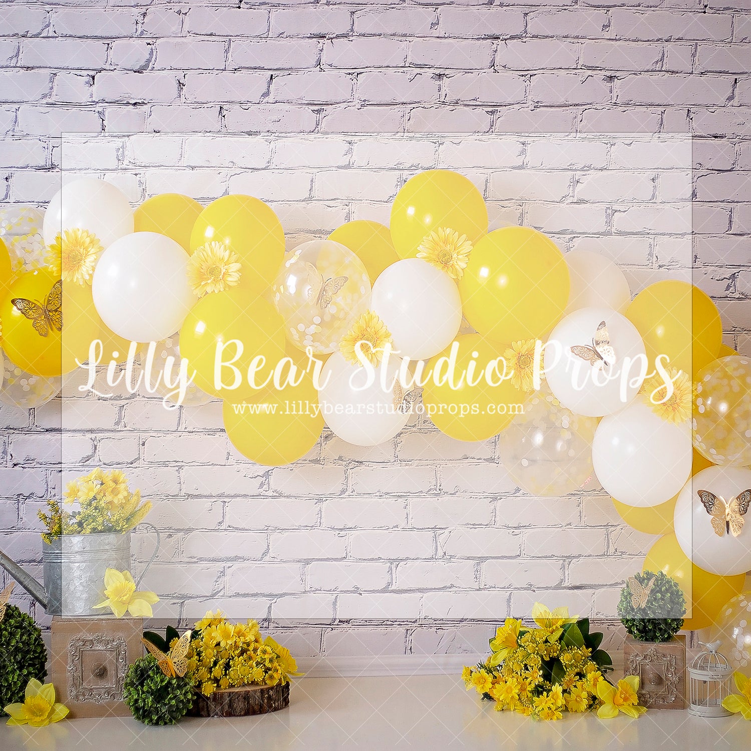 DAISYS AND BUTTERFLYS - Lilly Bear Studio Props, daisies, doors, floral, floral and lace, floral garden, girls, girls birthday, lantern, sunflowers, Wrinkle Free Fabric, yellow daisies, yellow flowers