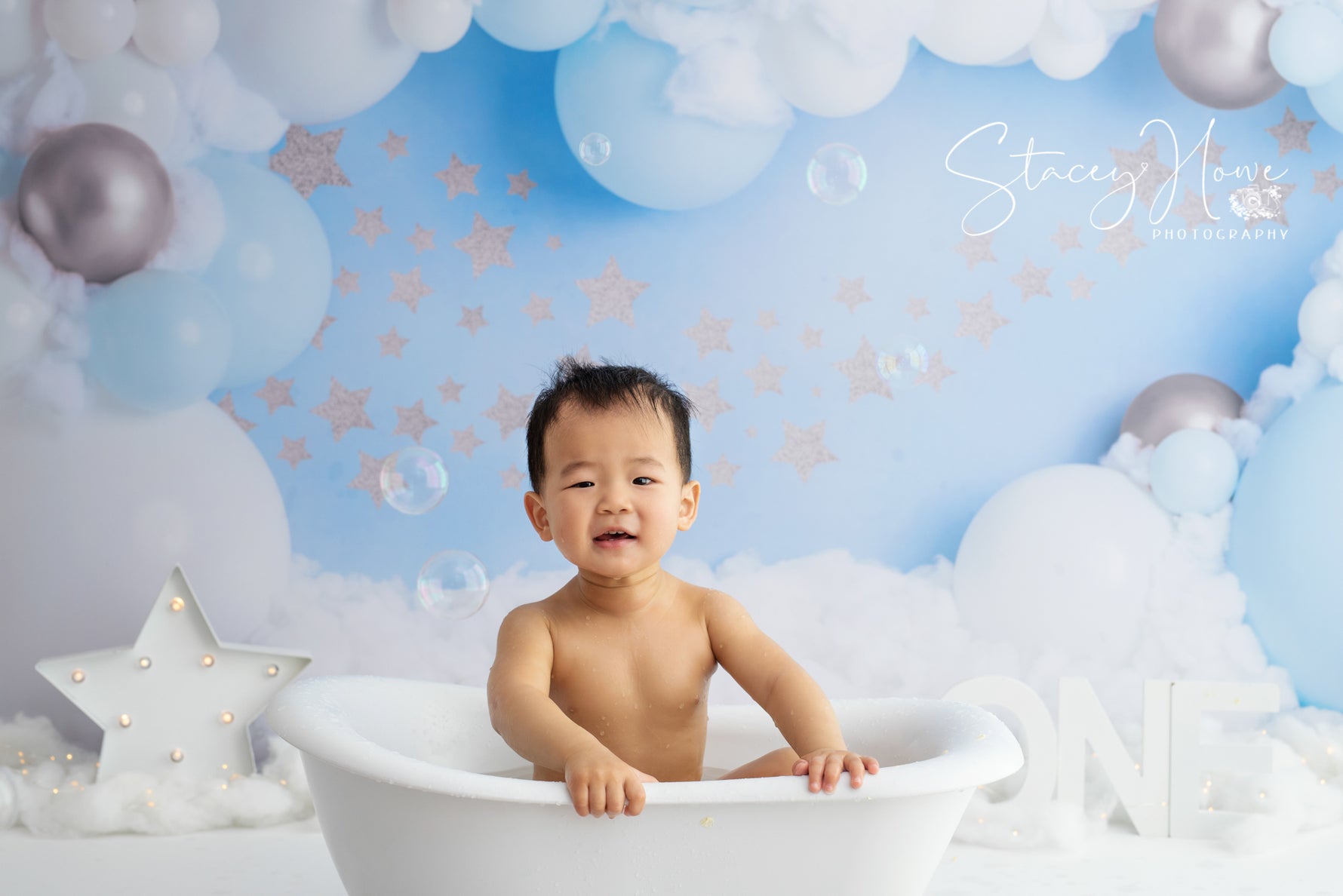 Silver Twinkle Star Balloon Garland by Jessica Ruth Photography sold by Lilly Bear Studio Props, little star - silver