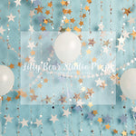 Starry Party - Lilly Bear Studio Props, birthday, birthday stars, gold beaded curtains, gold glitter beads, gold stars, ONE, one birthday, stars, white balloons