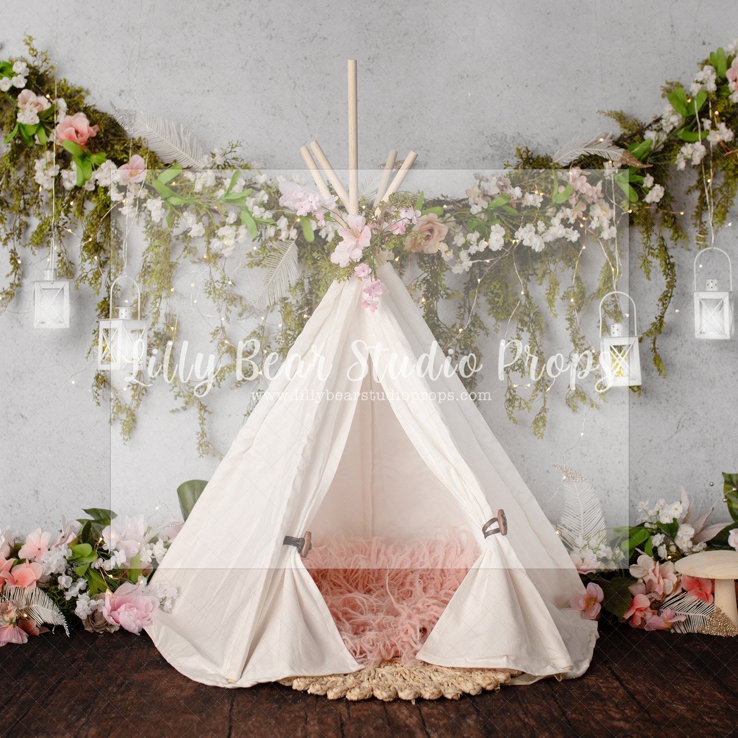 Teepee Floral Lantern Garden