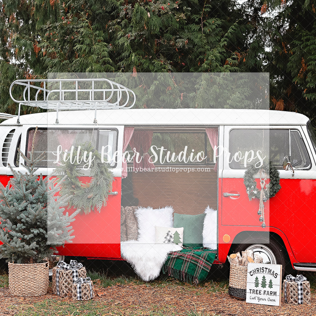 That 70's Christmas - Lilly Bear Studio Props, christmas, Cozy, Decorated, Festive, Giving, Holiday, Holy, Hopeful, Joyful, Merry, Peaceful, Peacful, Red & Green, Seasonal, Winter, Xmas, Yuletide