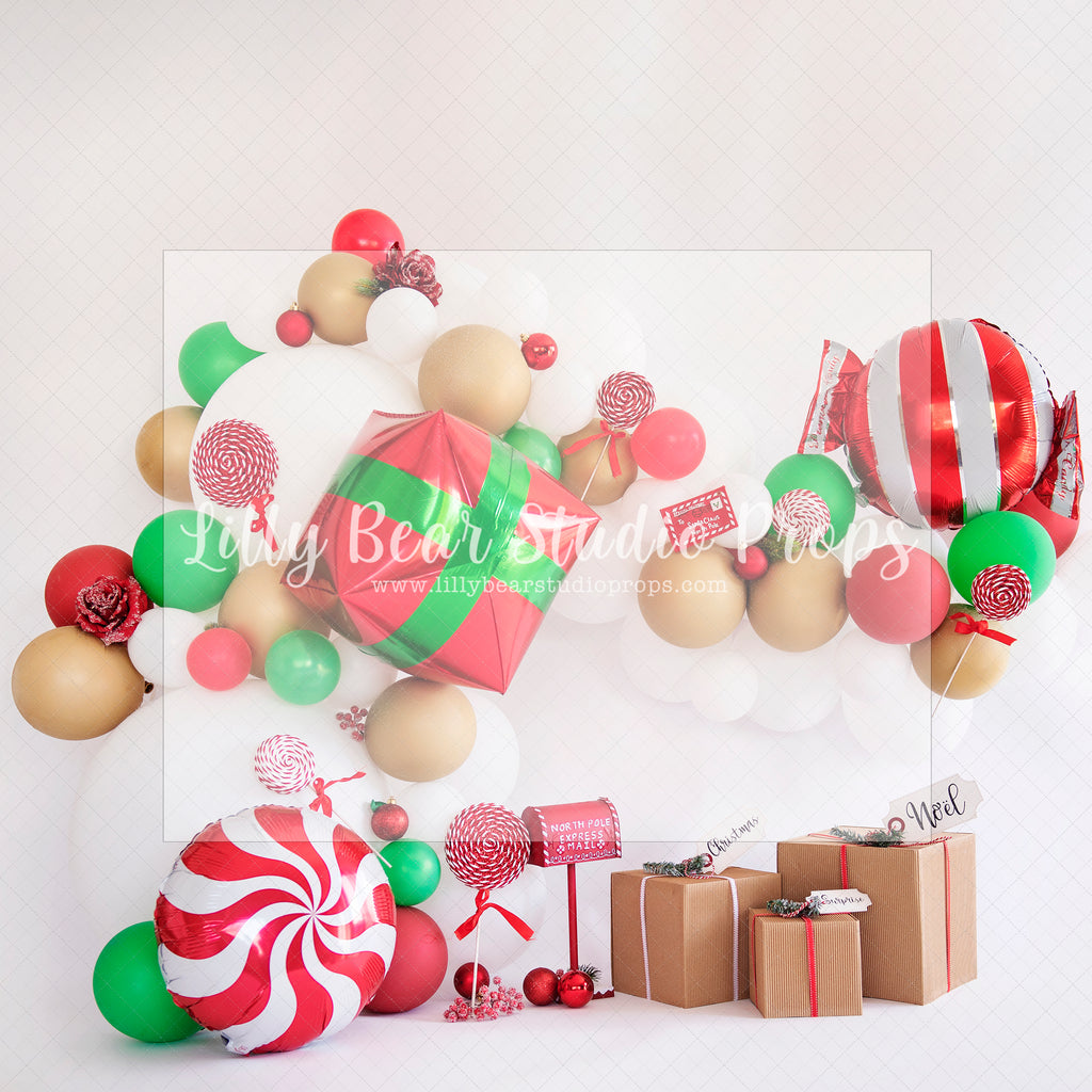 Traditional Xmas Garland with boxes - Lilly Bear Studio Props, balloon arch, cake smash, candy cane, candy cane stand, christmas balloon garland, christmas balloons, santa, santa candy cane, santa mail, santa presents, santa shop, spring flowers, white balloon arch, white balloons