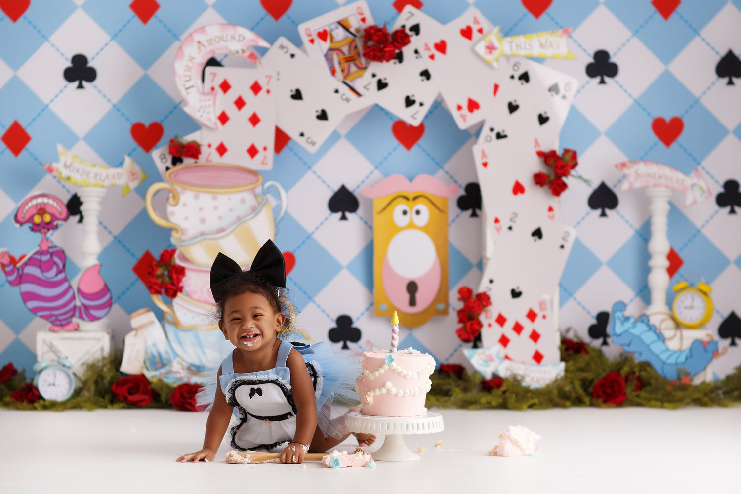 Wonderlands House Of Cards